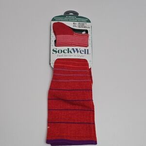 Women's Circulator | Moderate Graduated Compression Socks Size M-L